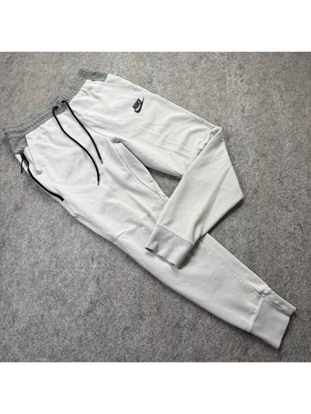 Nike Sportswear Tech Fleece Jogger Pants Men S Gray Tapered 27" Slim Fit DD5293